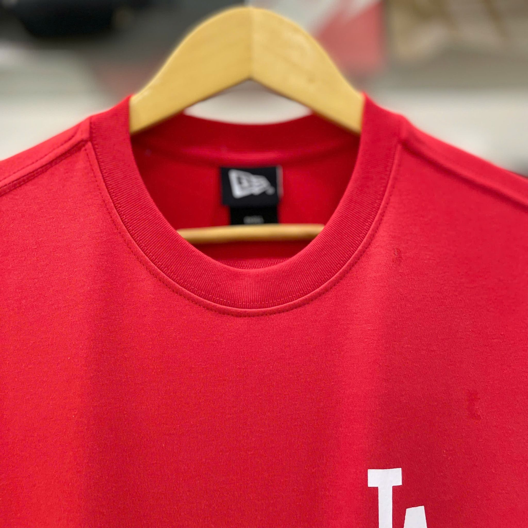 2600 - HÀNG CHÍNH HÃNG - ÁO THUN NEW ERA - LA SNOOPY - ĐỎ - CODE: 12544746