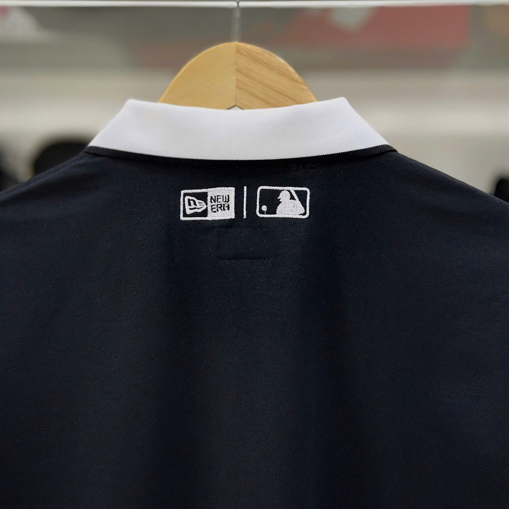 2626 - HÀNG CHÍNH HÃNG - ÁO THUN NEW ERA - POLO NY TÚI - ĐEN - CODE: 14378134