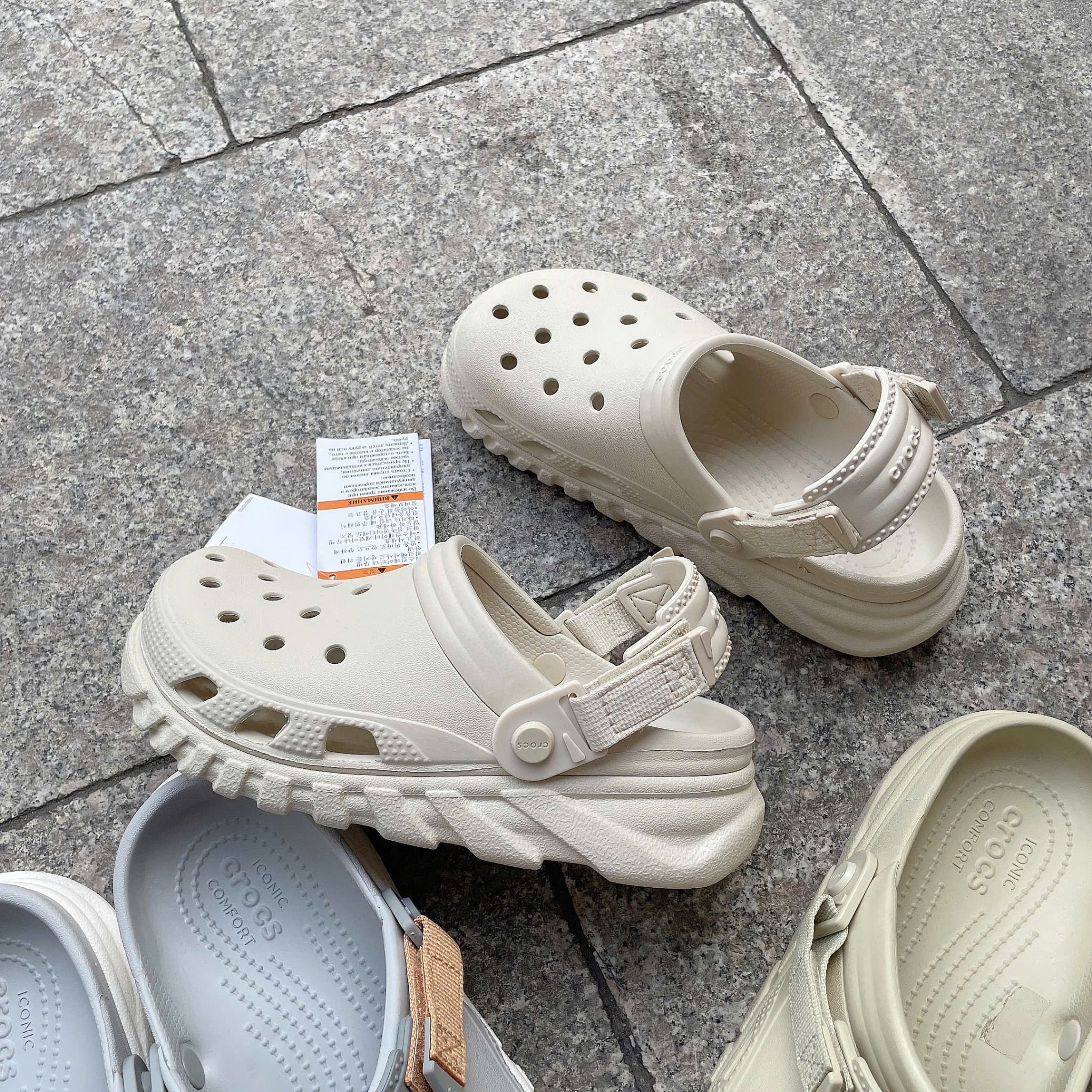 2571 - HÀNG CHÍNH HÃNG - GIÀY CLOG UNISEX CROCS DUET MAX - BEIGE - CODE: 208776160