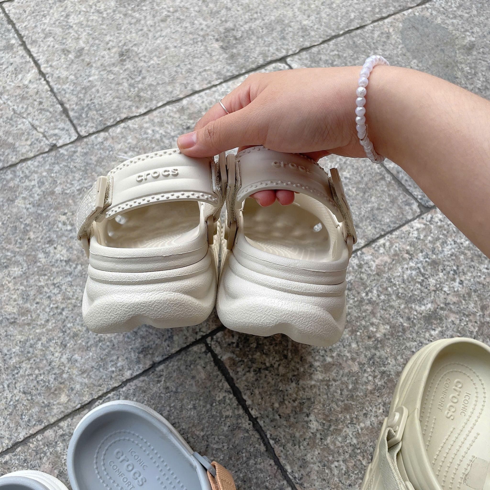 2571 - HÀNG CHÍNH HÃNG - GIÀY CLOG UNISEX CROCS DUET MAX - BEIGE - CODE: 208776160