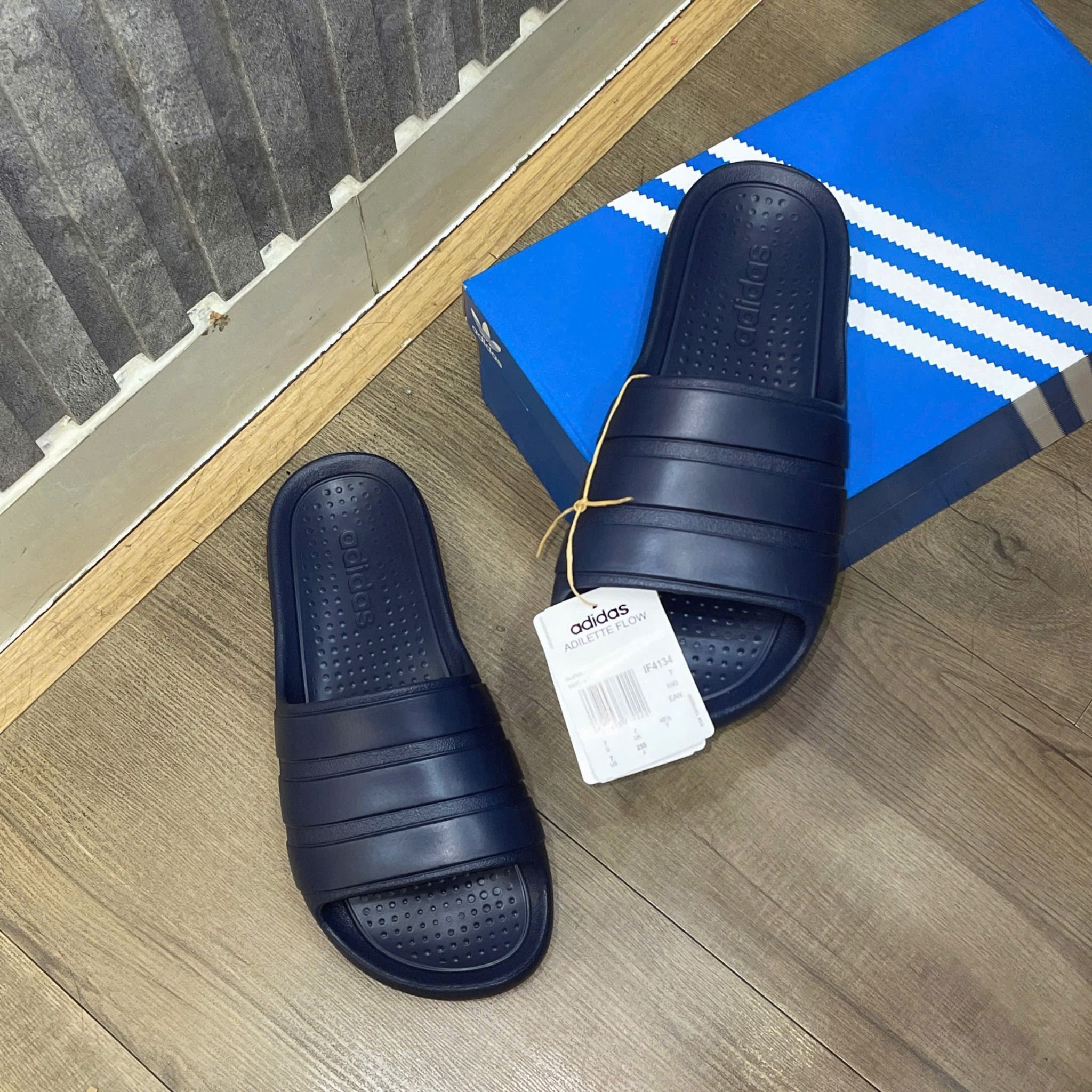 2662 - HÀNG CHÍNH HÃNG - DÉP ADIDAS FLOW - NAVY - Code: IG6860
