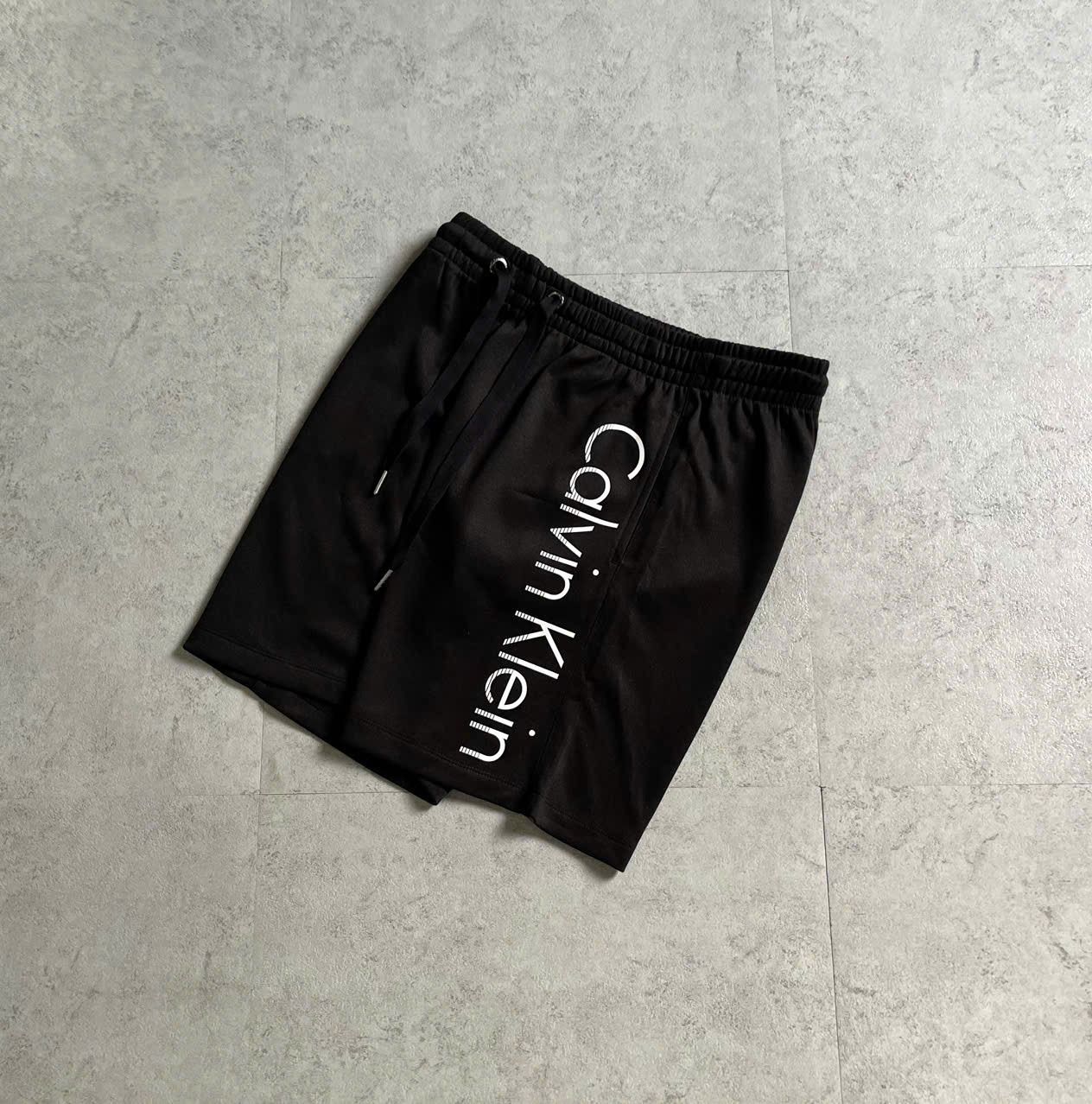 2716 - HÀNG CHÍNH HÃNG - SHORT NỈ CALVIN KLEIN - ĐEN