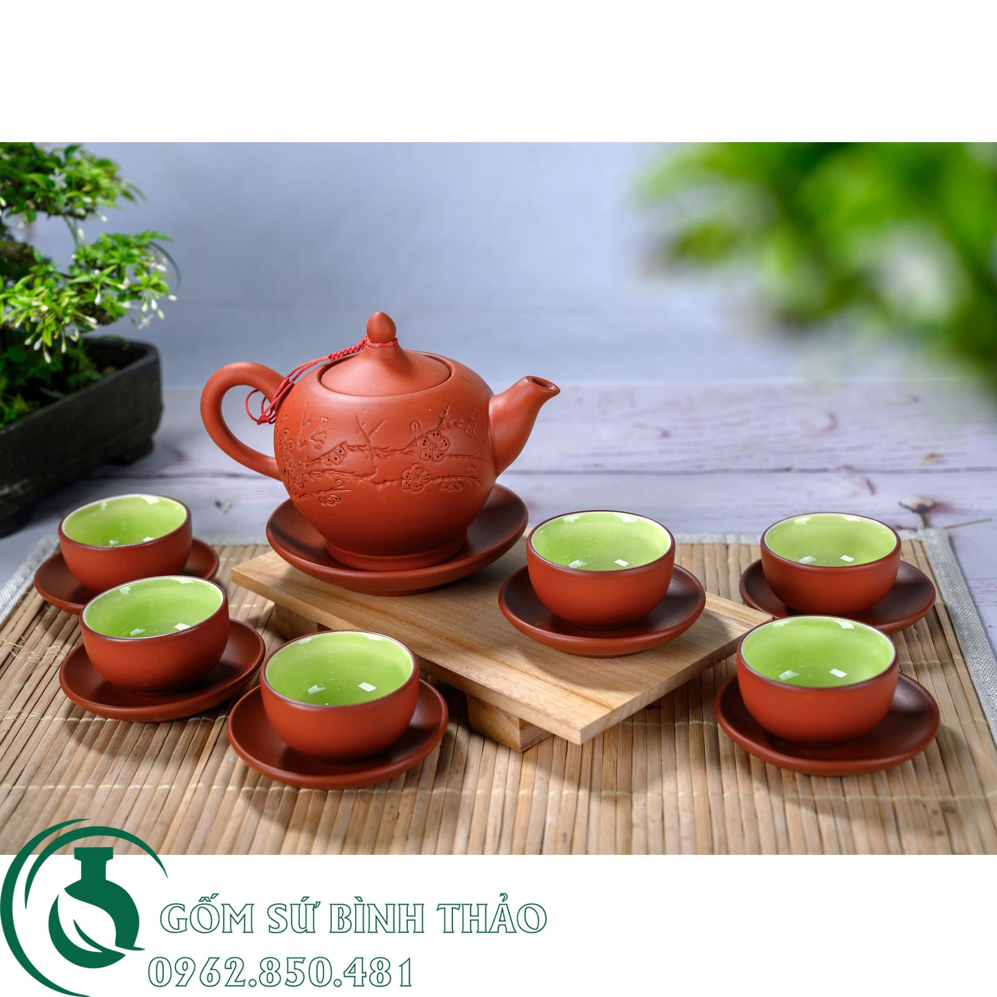 Bộ ấm trà chóp khắc đào tử sa Bát Tràng