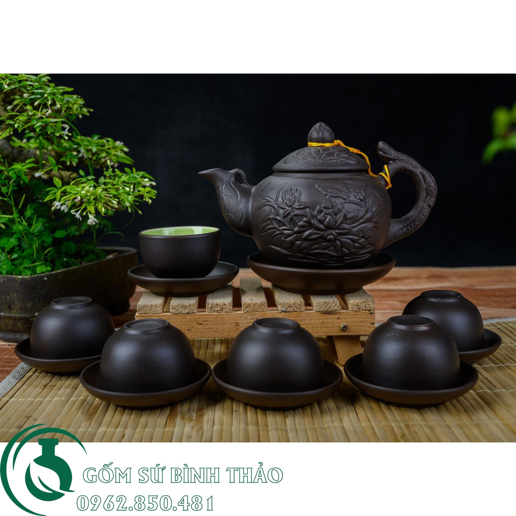 Bộ ấm trà khắc sen tử sa Bát Tràng