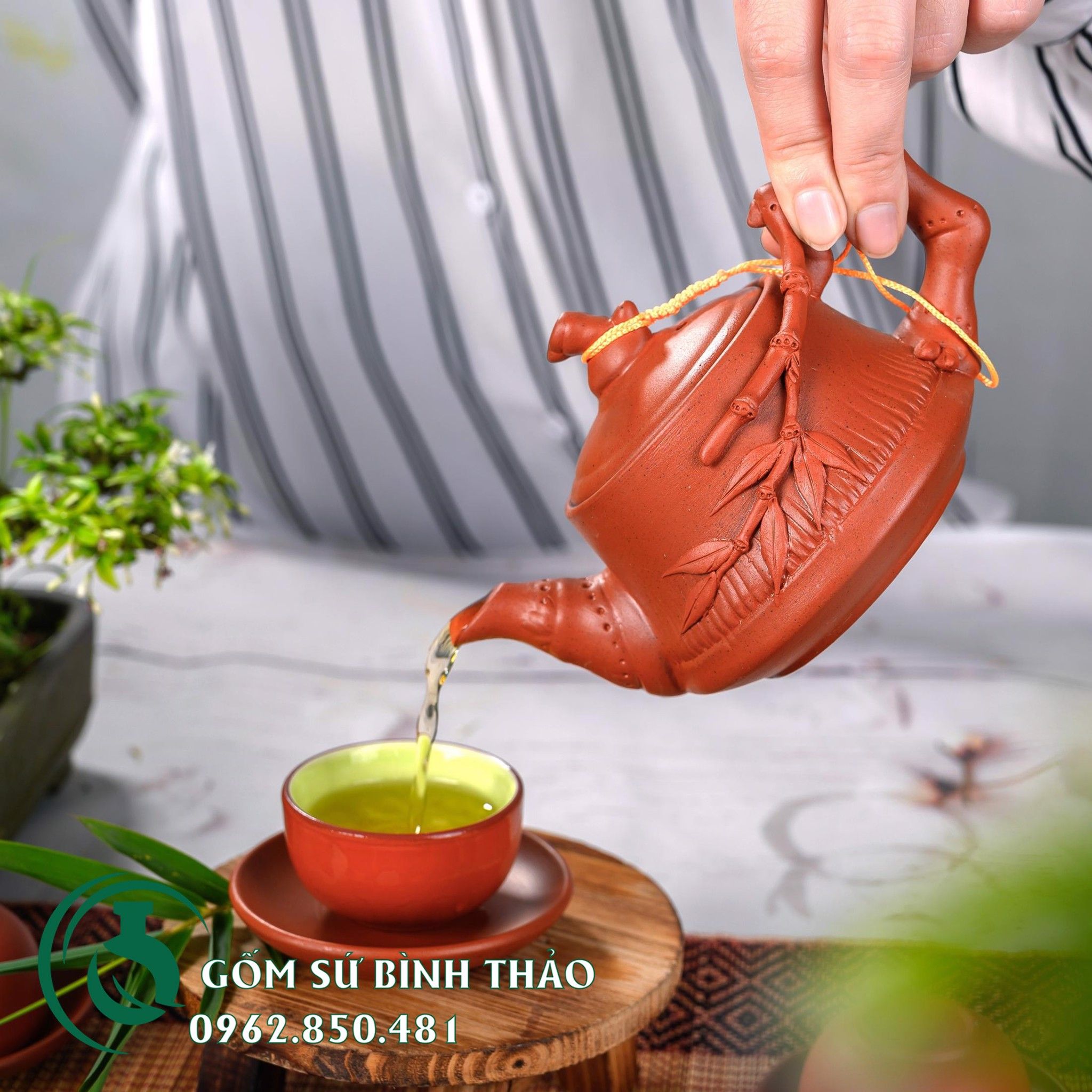 Bộ ấm trà đắp trúc tử sa Bát Tràng