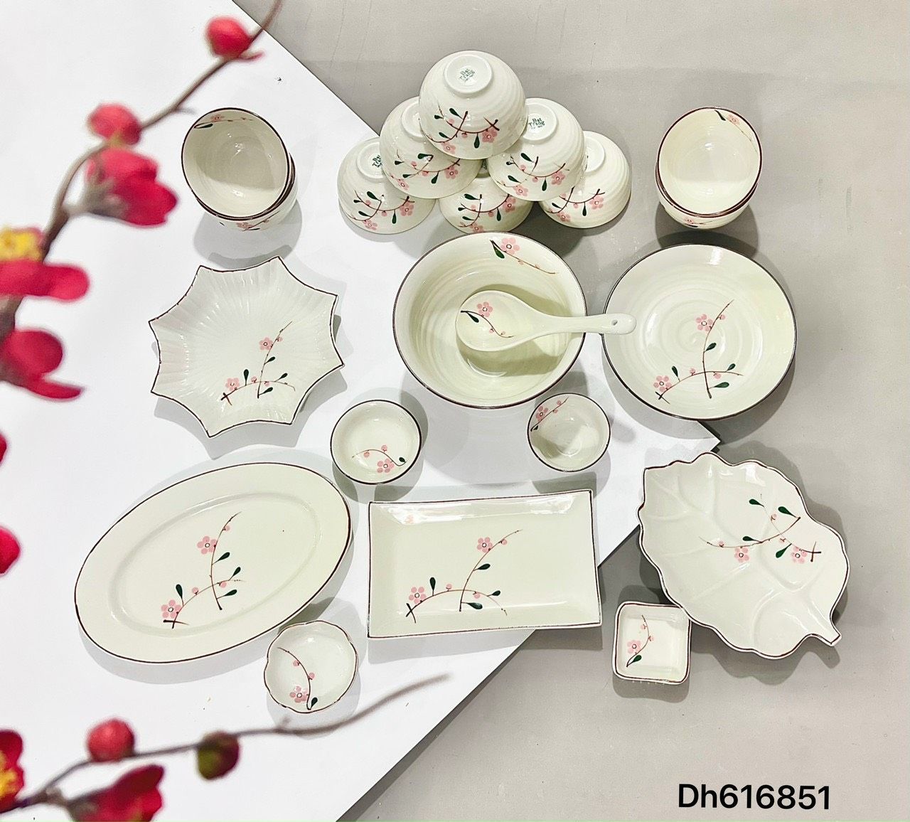 Bộ đồ ăn Vẽ tay hàng Bát Tràng họa tiết Đào phai DH