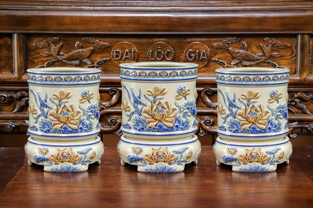 Bát hương Sen Men hoàng thổ Đắp nổi Cao cấp - Gốm Nghệ nhân Bát Tràng