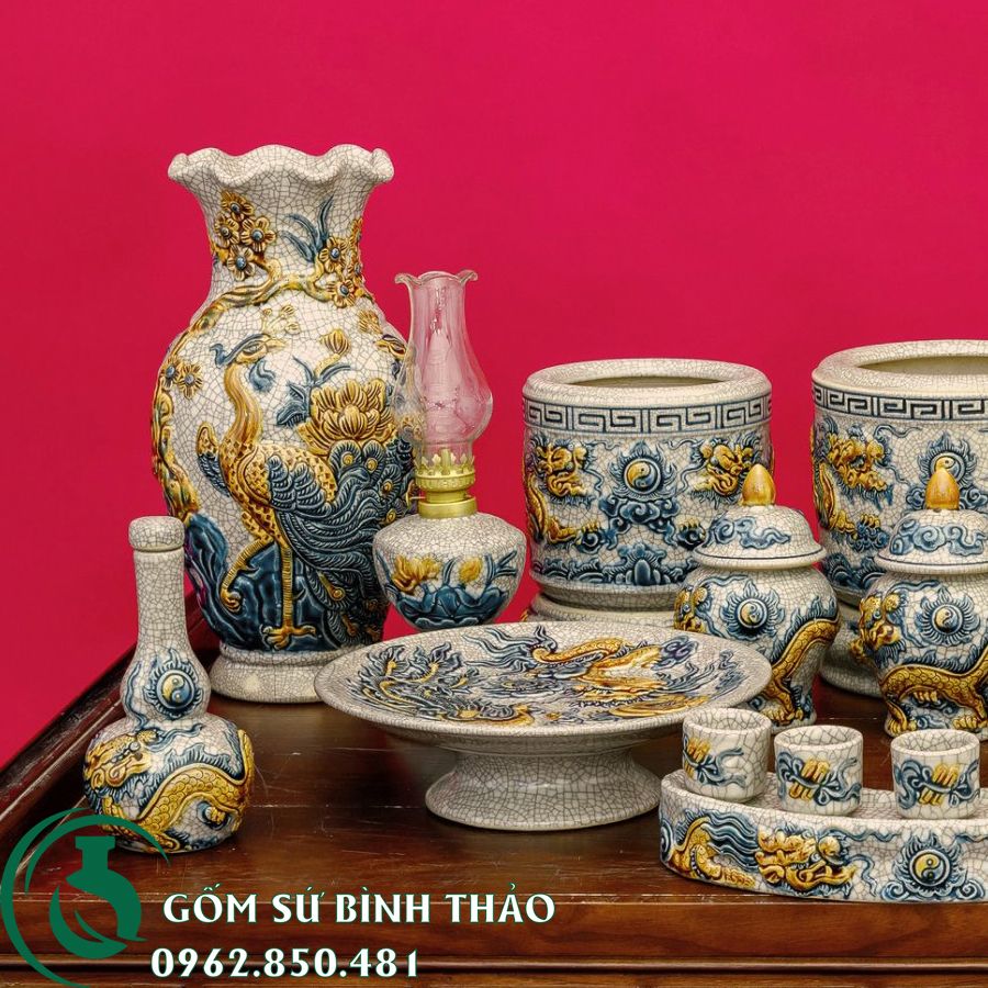 Bộ đồ thờ 3 bát hương - Ban 1m27 - 2m17