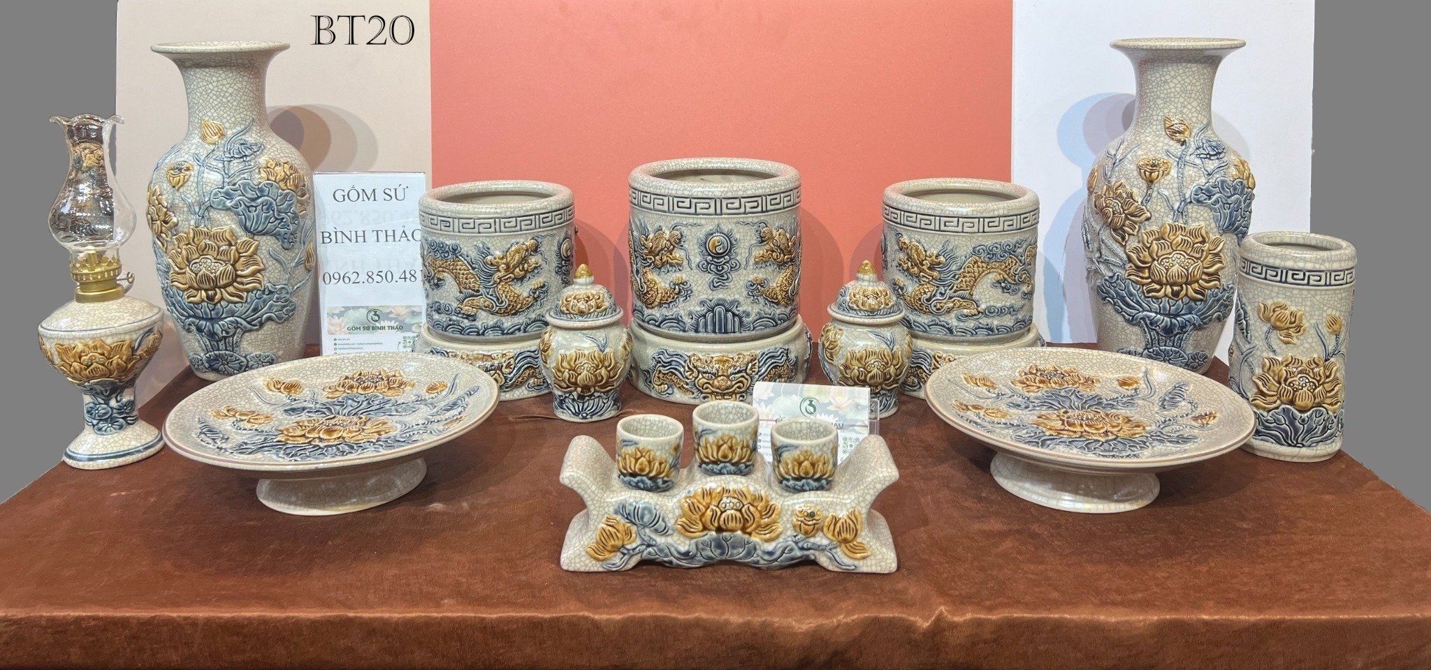 Bộ đồ thờ 3 bát hương thờ Gia tiên Gốm sứ Men rạn Đắp nổi Bát Tràng BT20