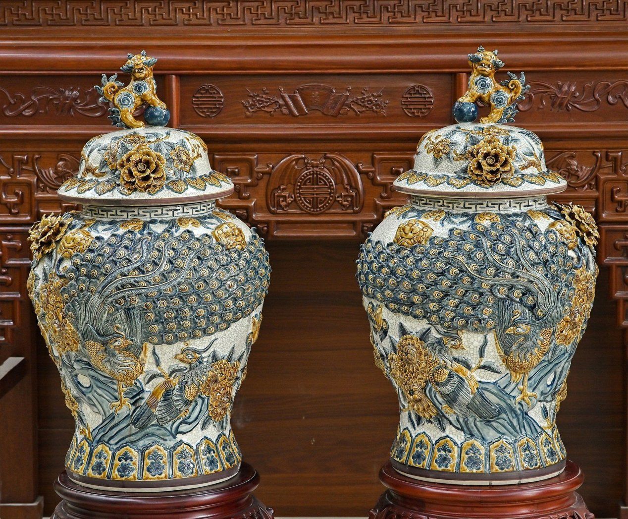 Chóe Công đào Men rạn đắp nổi kênh đuôi 3D - Hàng Nghệ nhân Bát Tràng HN