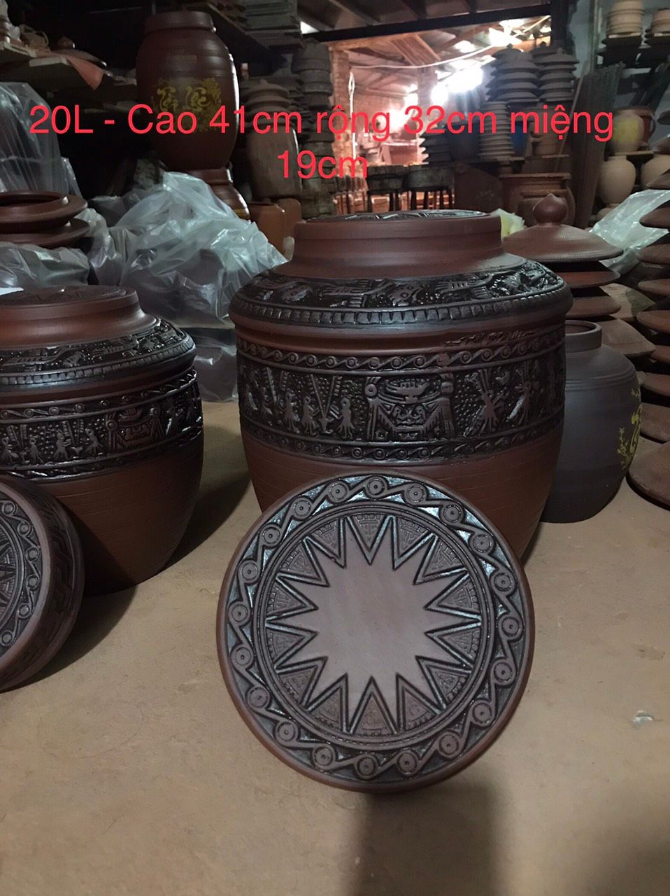 20L - Chum Sành ngâm Rượu Họa tiết Trống Đồng 20 Lít