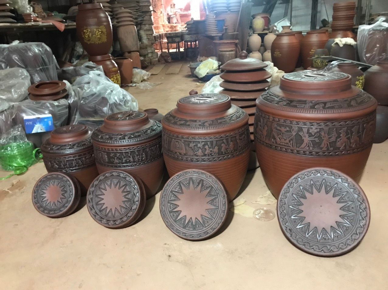 20L - Chum Sành ngâm Rượu Họa tiết Trống Đồng 20 Lít