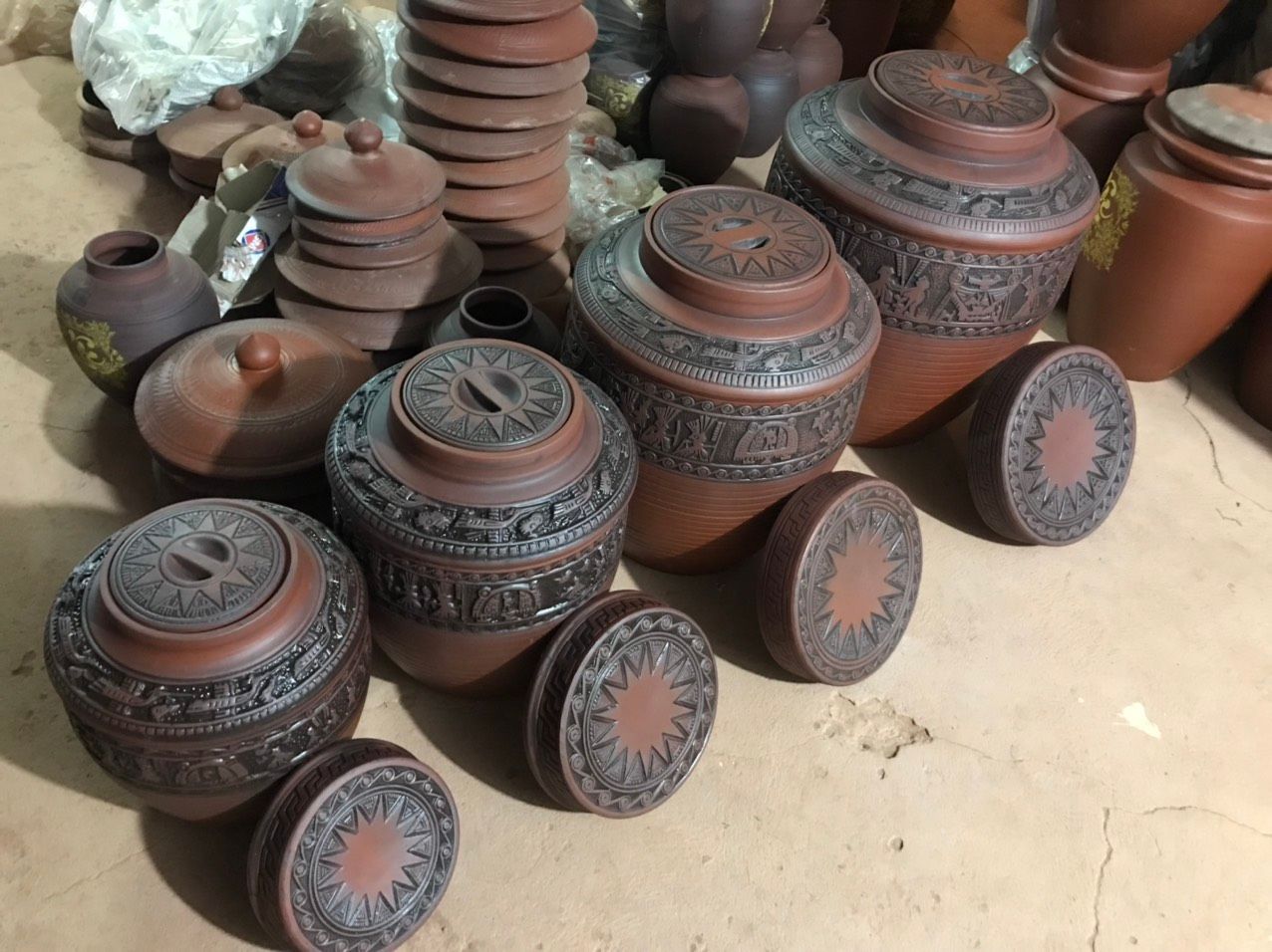 10L - Chum Sành ngâm Rượu Họa tiết Trống Đồng 10 Lít