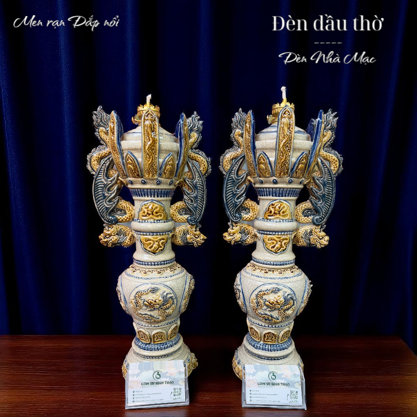 Đèn thờ Nhà Mạc Men rạn Đắp nổi CN