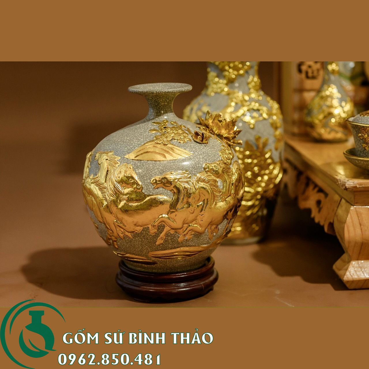Ban đồ thờ thần tài men rạn nổi dát vàng gốm sứ Bát Tràng