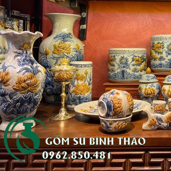 Bộ ban thờ men rạn đắp nổi cao cấp Bát Tràng - 1m75 Hàng nghệ nhân