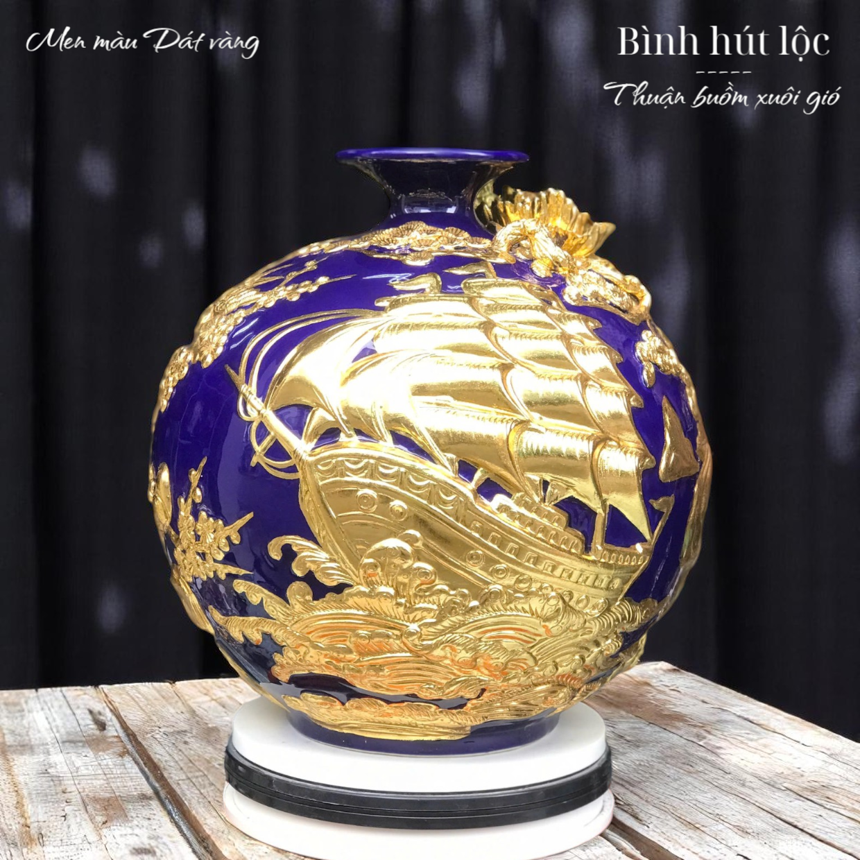 Bình hút lộc men rạn cổ Bát Tràng dát vàng - Thuận buồm xuôi gió