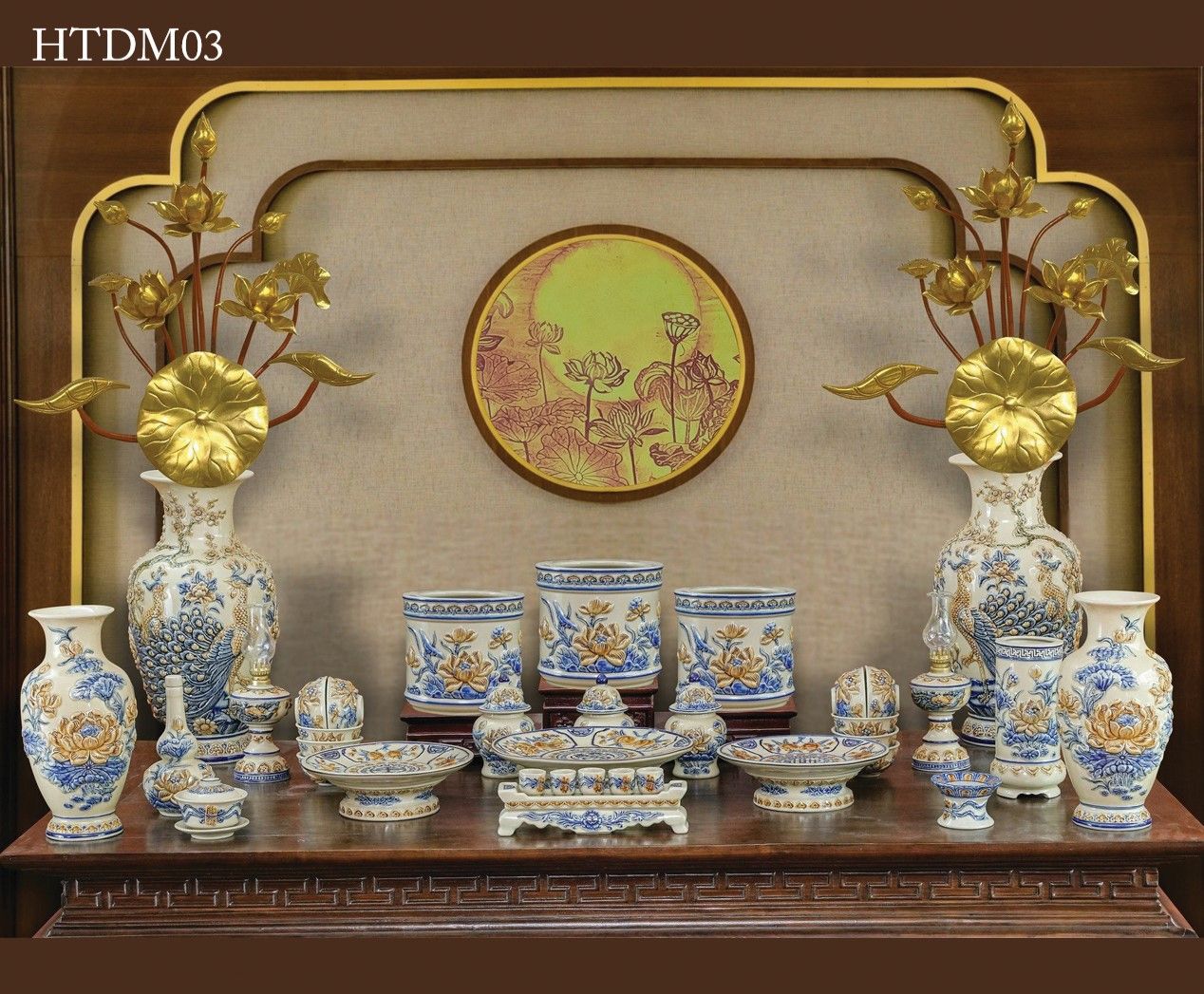 Bộ Đồ thờ Hoa sen Gốm sứ Bát Tràng Men Hoàng Thổ đắp nổi Gốm Nghệ nhân Bát Tràng HTDM03