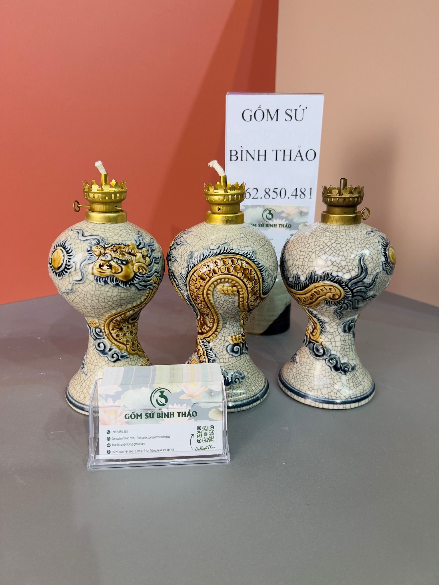 Bộ đồ thờ cơ bản thờ Gia tiên Gốm sứ Men rạn Đắp nổi Bát Tràng BT22