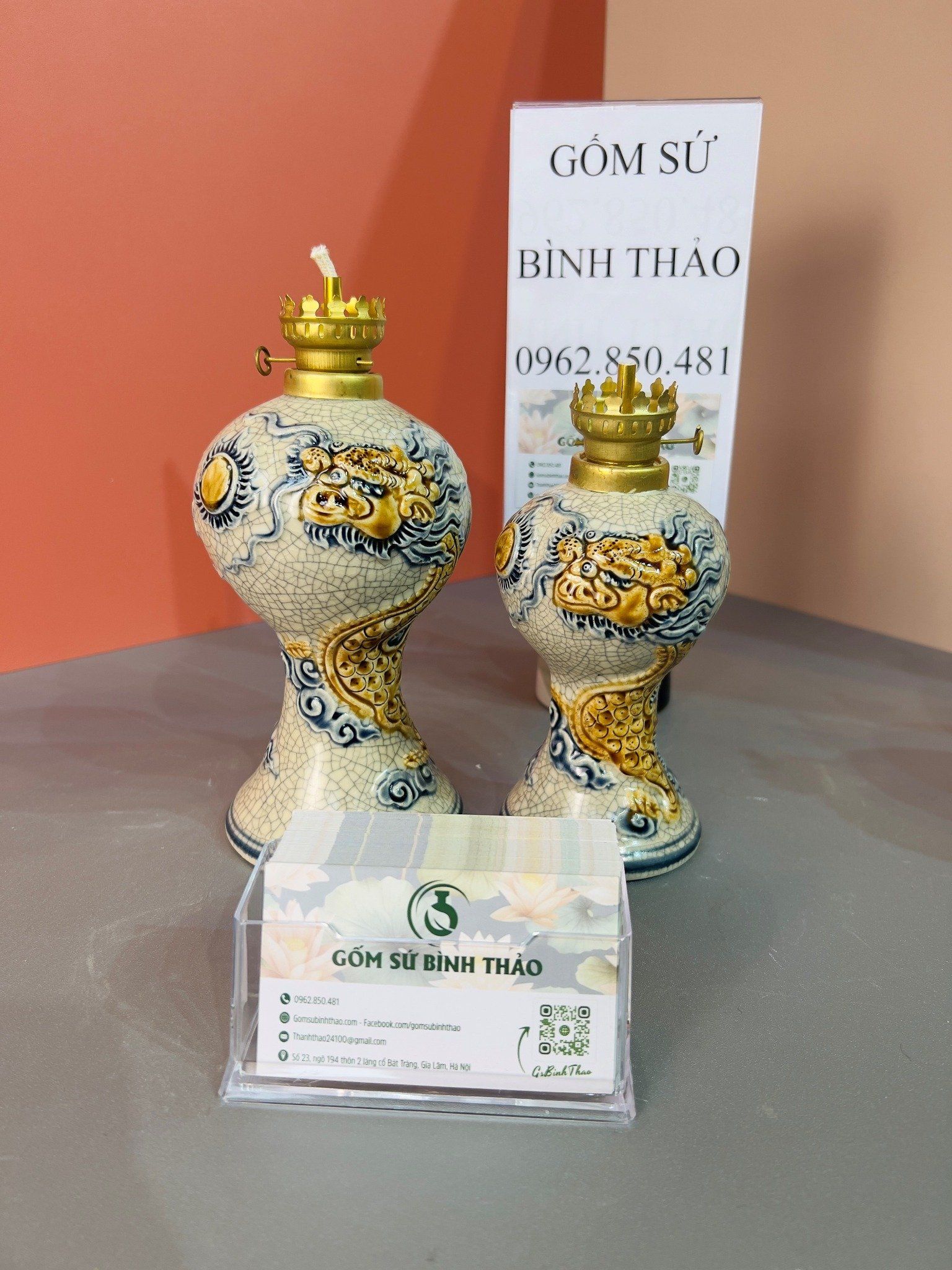 Bộ thờ Đầy đủ Đỉnh hạc Gốm sứ Bát Tràng Men rạn Đắp nổi - Hàng chuẩn Nghệ nhân MRBT04