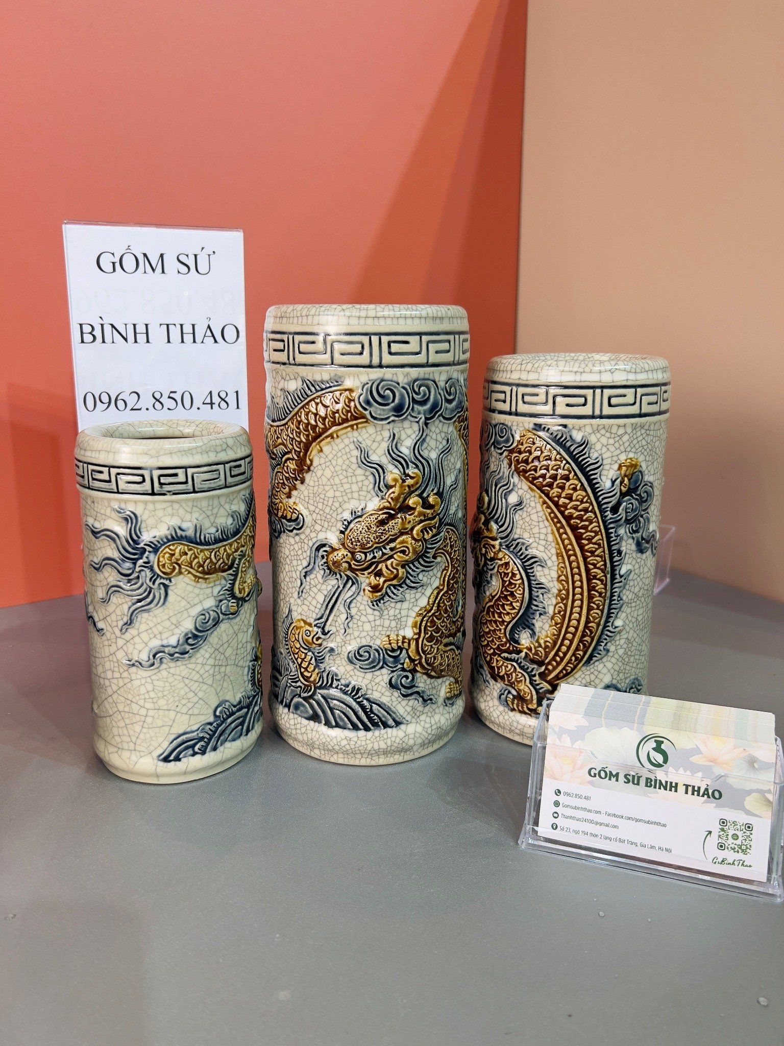 Bộ thờ Đầy đủ Đỉnh hạc Gốm sứ Bát Tràng Men rạn Đắp nổi - Hàng chuẩn Nghệ nhân MRBT04