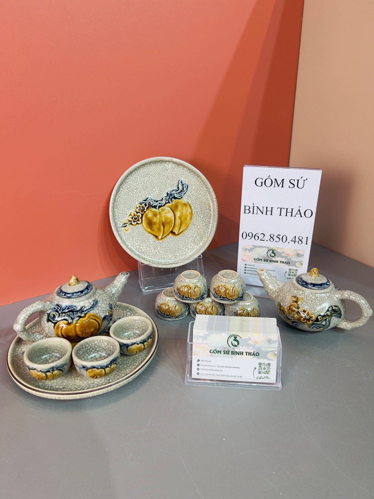 Bộ thờ Đầy đủ Đỉnh hạc Gốm sứ Bát Tràng Men rạn Đắp nổi - Hàng chuẩn Nghệ nhân MRBT04