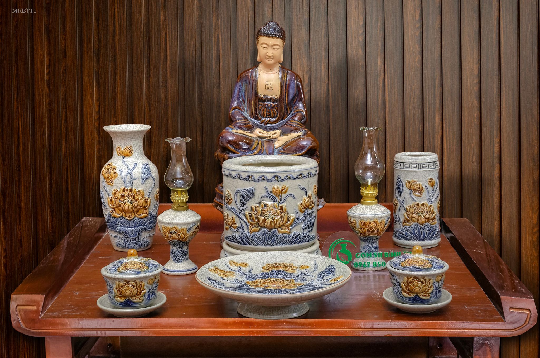 Bộ đô thờ Phật Gốm sứ Bát Tràng Men rạn Đắp nổi - Hàng chuẩn Nghệ nhân MRBT11