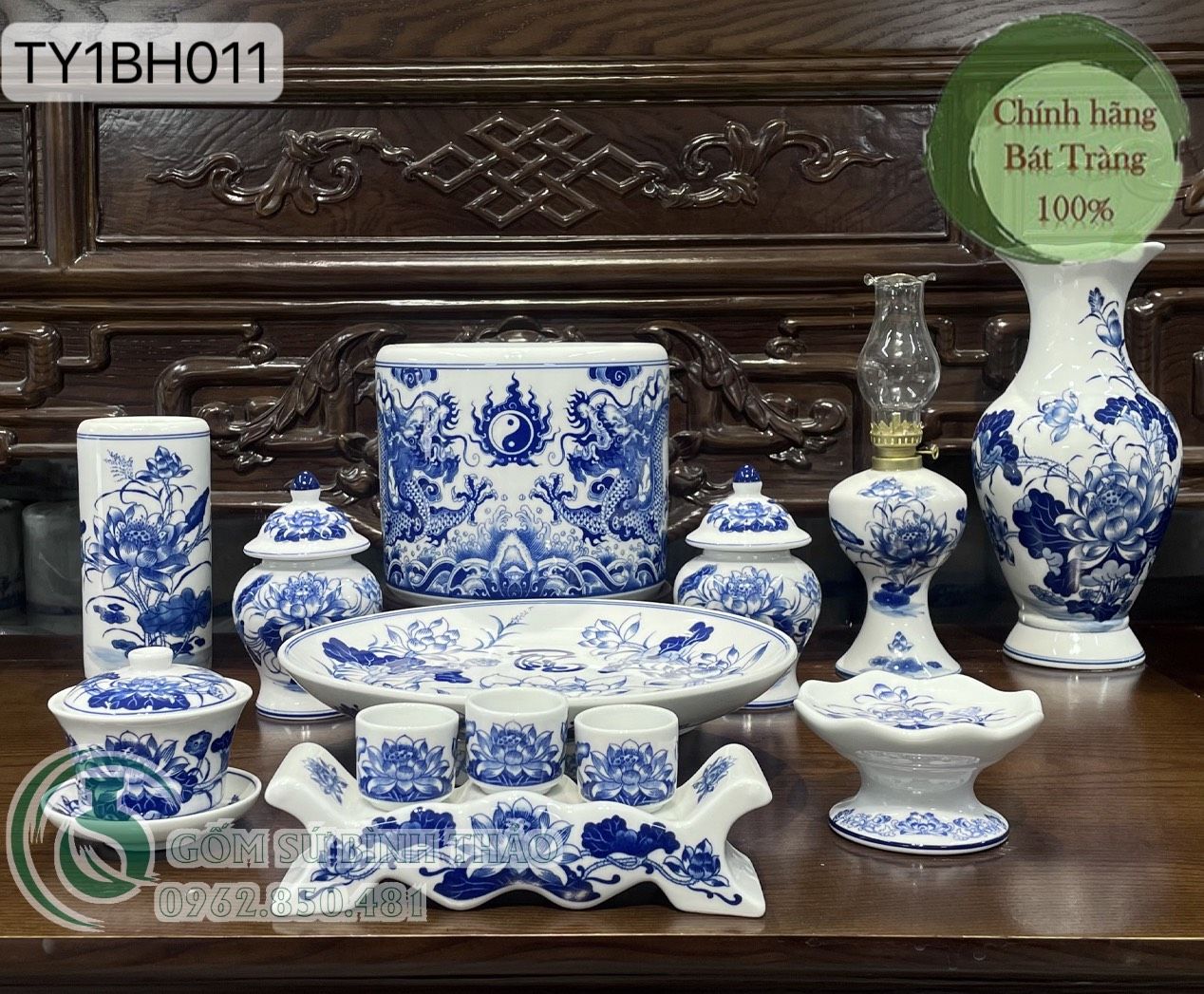 Bộ đồ thờ Bát Tràng men Trắng Họa tiết Lam TY1BH011