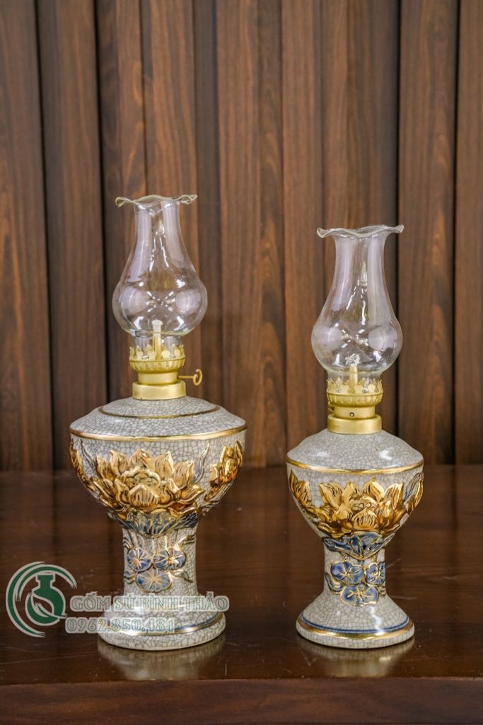 Đèn dầu Sen Men rạn Đắp nổi Vẽ vàng 24K