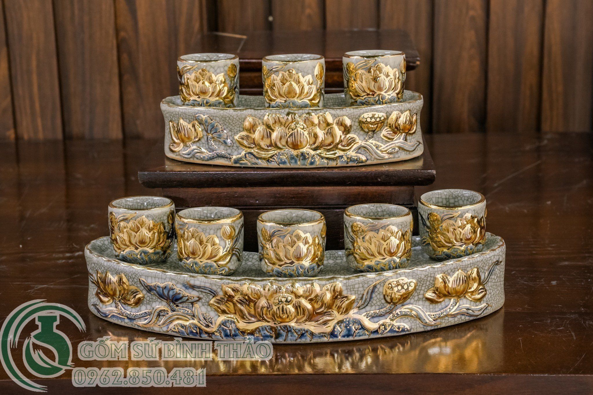 Kỷ thờ Sen Men rạn Đắp nổi Vẽ vàng 24K