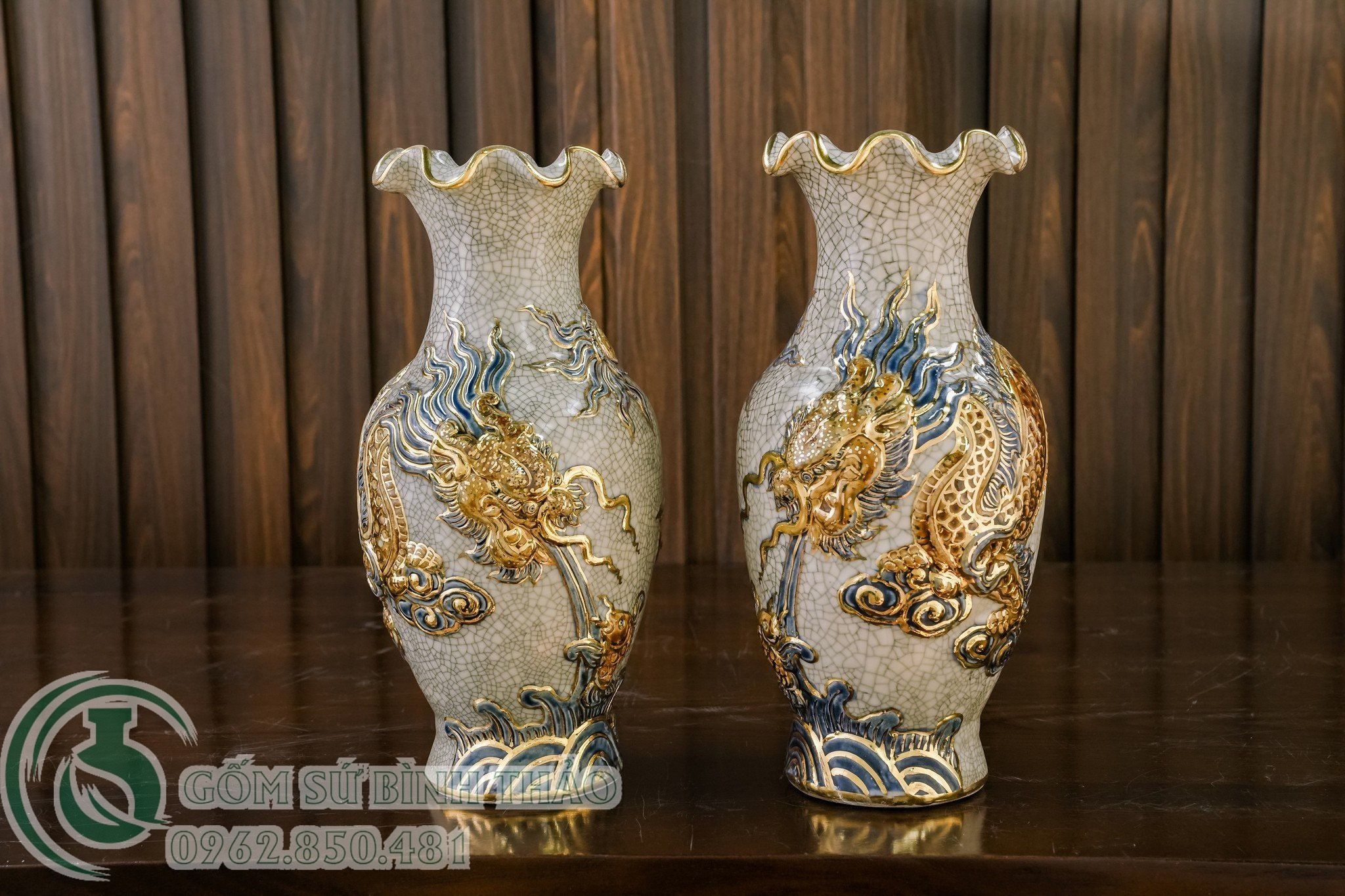 Bộ thờ 1 Bát hương Gốm sứ Bát Tràng Vẽ Vàng 24K Cao cấp Men rạn Đắp nổi - Hàng Nghệ nhân MRVV13
