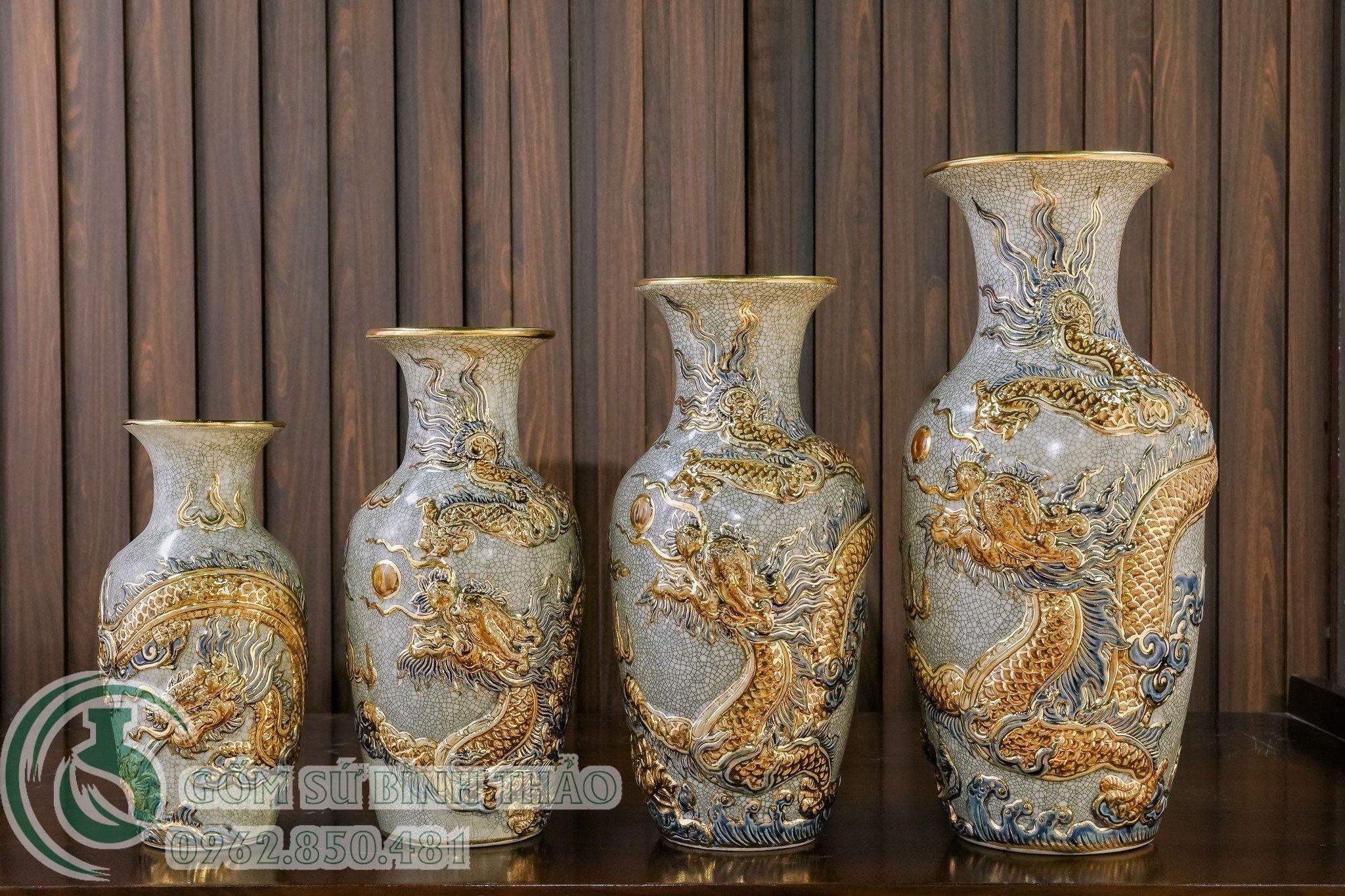 Bộ thờ cúng gia tiên vẽ vàng 24K Cao cấp Men rạn Đắp nổi Gốm sứ Bát Tràng - Hàng Nghệ nhân MRVV09