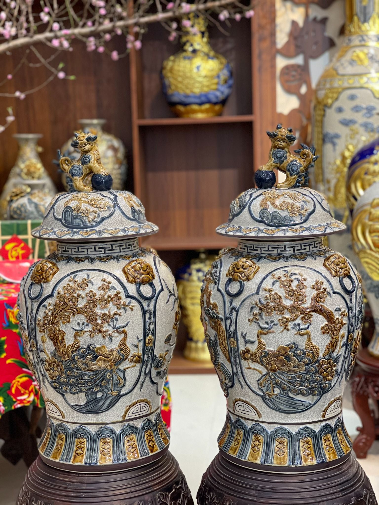 Chóe Tứ Cảnh Men Rạn Bát Tràng