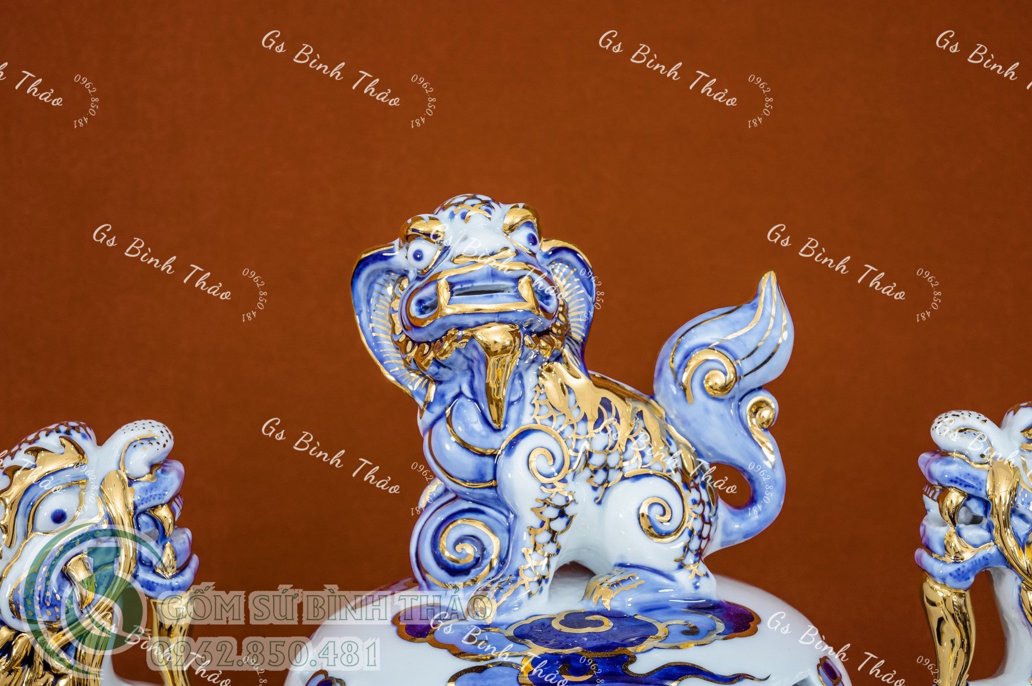 Bộ Đỉnh hạc Tam sự Chân đồng men Lam Vẽ vàng 24K Cao cấp - Nghệ nhân vẽ tay