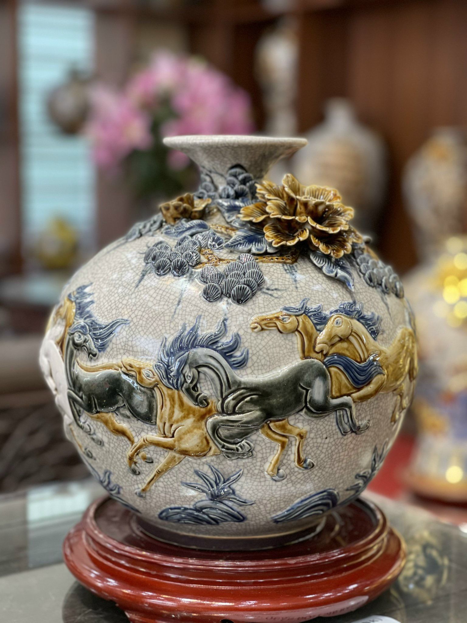 Bình hút lộc Mã đáo thành công Men rạn đắp nổi - Hàng nghệ nhân Bát Tràng HN