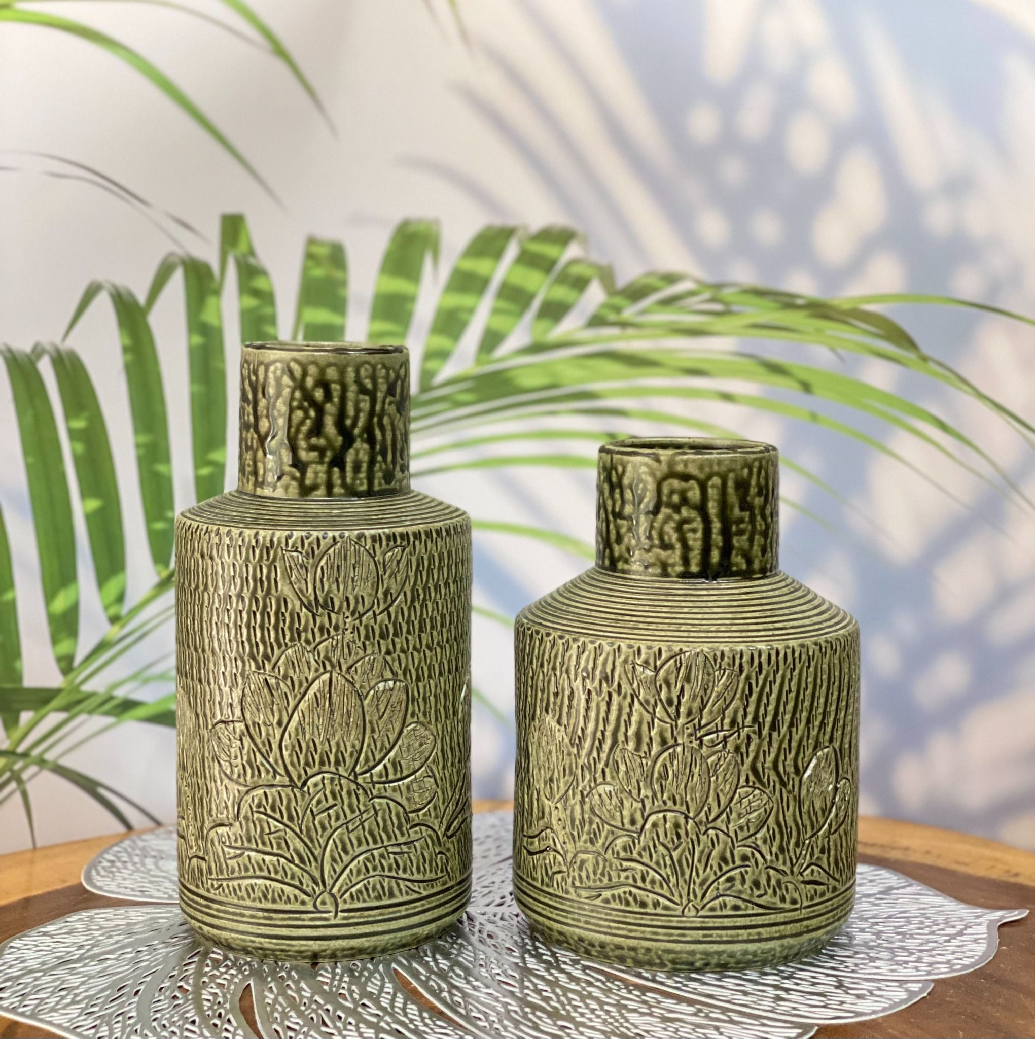 Lọ cắm hoa Họa tiết Sen Khắc nổi BH