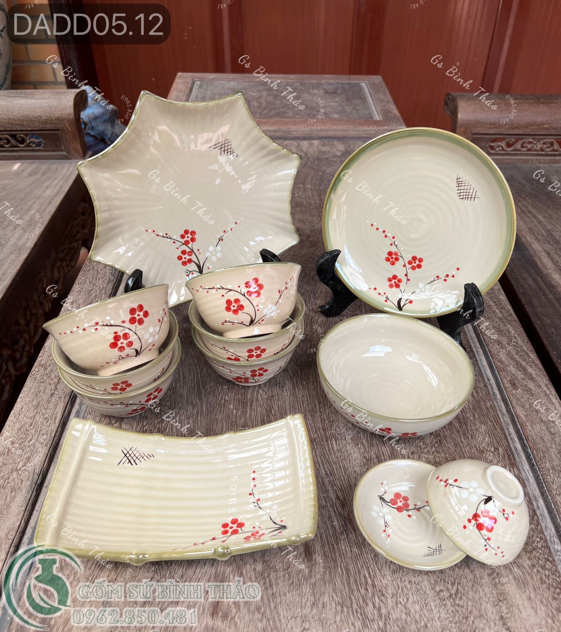 Bộ đồ ăn Vẽ tay hàng Bát Tràng họa tiết Đào đỏ DD