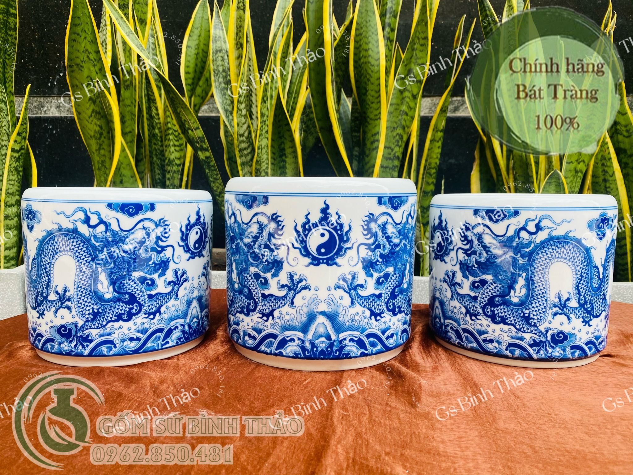Bộ đồ thờ Thần Tài Bát Tràng men Trắng Họa tiết Lam TYTT005