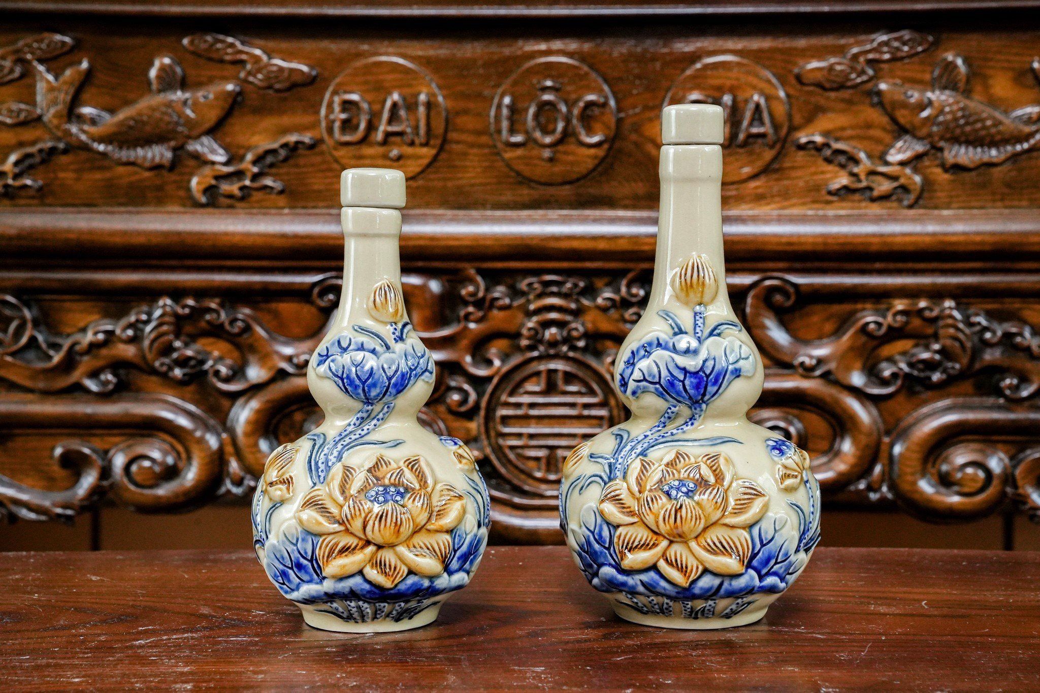 Bộ Đồ thờ Gia tiên Gốm sứ Bát Tràng Men Hoàng Thổ đắp nổi Gốm Nghệ nhân Bát Tràng HTDM02