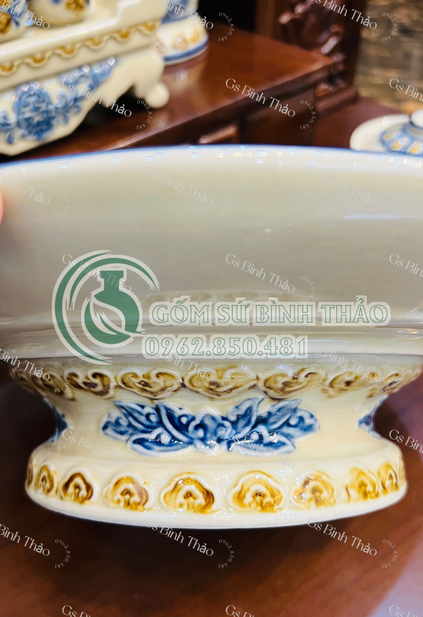 Bộ Đồ thờ Chung cư Men Hoàng Thổ đắp nổi Gốm Nghệ nhân Bát Tràng HTDM08