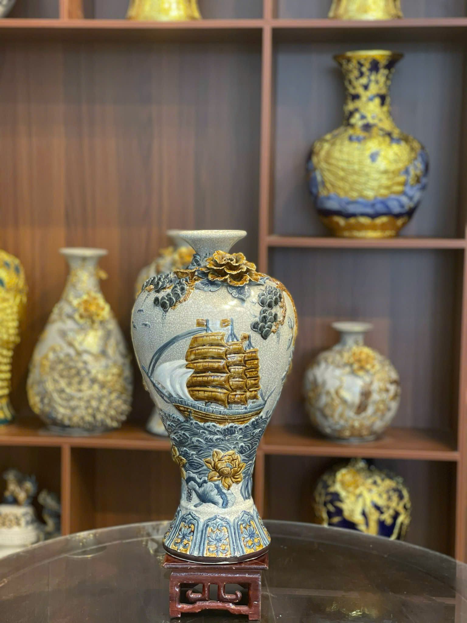 Đùi dế Công đào Đắp nổi