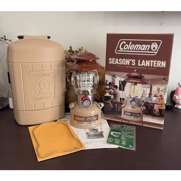 Đèn măng xông Coleman Seasons Lantern 2019 Limited – Mr Đèn măng xông Coleman Seasons Lantern 2019 Limited – Mr