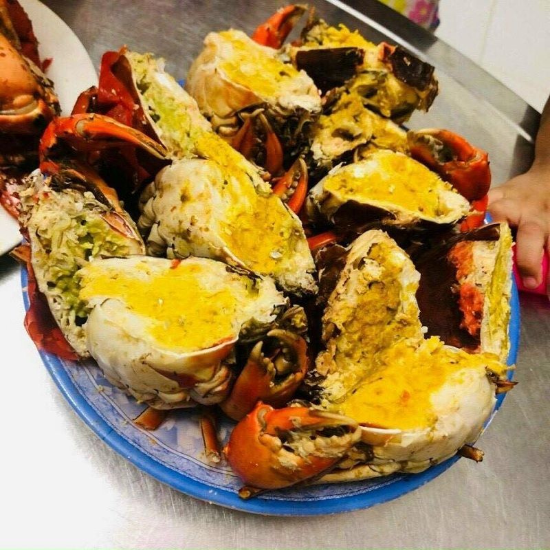 CUA YẾM VUÔNG