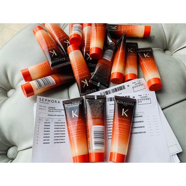 Serum dưỡng tóc ban đêm Kerastase Nutritive 8h Magic Night Serum 30ml