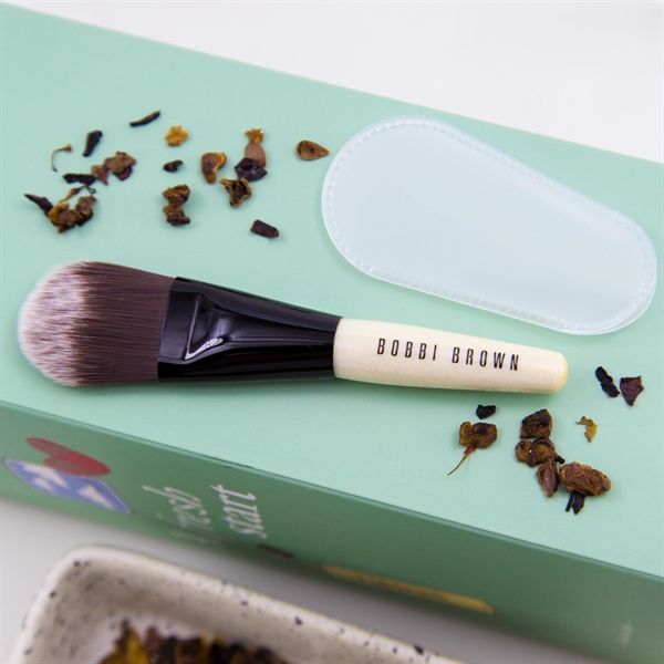 Cọ Bobbi Brown Foundation Brush Đầu Dẹp