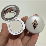 Phấn phủ kiềm dầu dạng nén Charlotte Tilbury Airbrush BRIGHTENING Flawless Finish Powder Mini 0.8gr