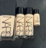 Kem nền NARS Light Reflecting Foundation 4ml - Light 1.5 Yulong