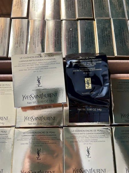 Lõi Refill B10 - Cushion YSL Le Cushion Encre De Peau Luminous Matte Cushion Foundation SPF33 / PA +++