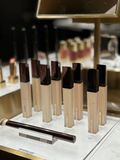 Full 7.5ml Cedar - Che Khuyết Điểm Hourglass Vanish Airbrush Concealer