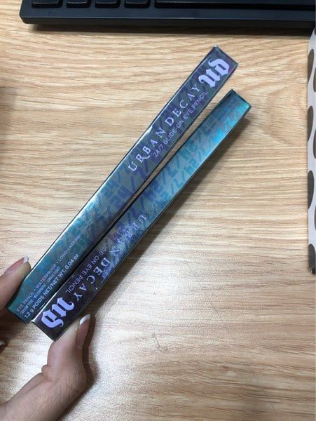 Chì Kẻ Mắt Chống Nước URBAN DECAY 24/7 Glide-On Eye Pencil Fullsize
